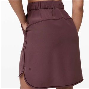 NWT LuluLemon On the Fly Skirt, Plum, Size 6